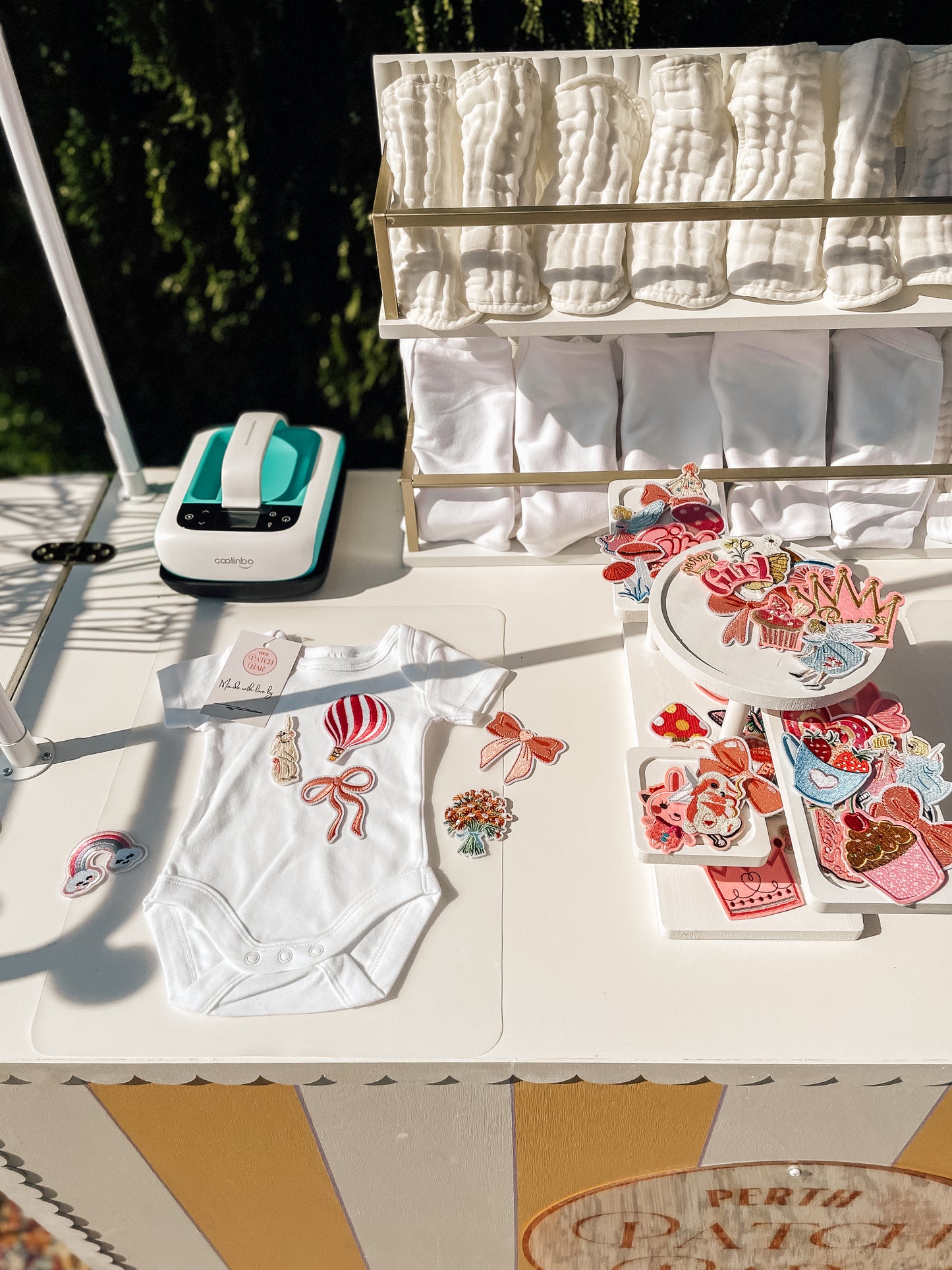 Pop Up Patch Bar With Bibs & Onesies